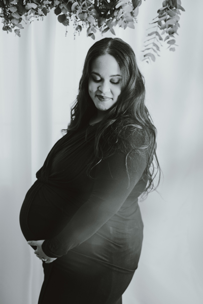 Studio pregnancy photo