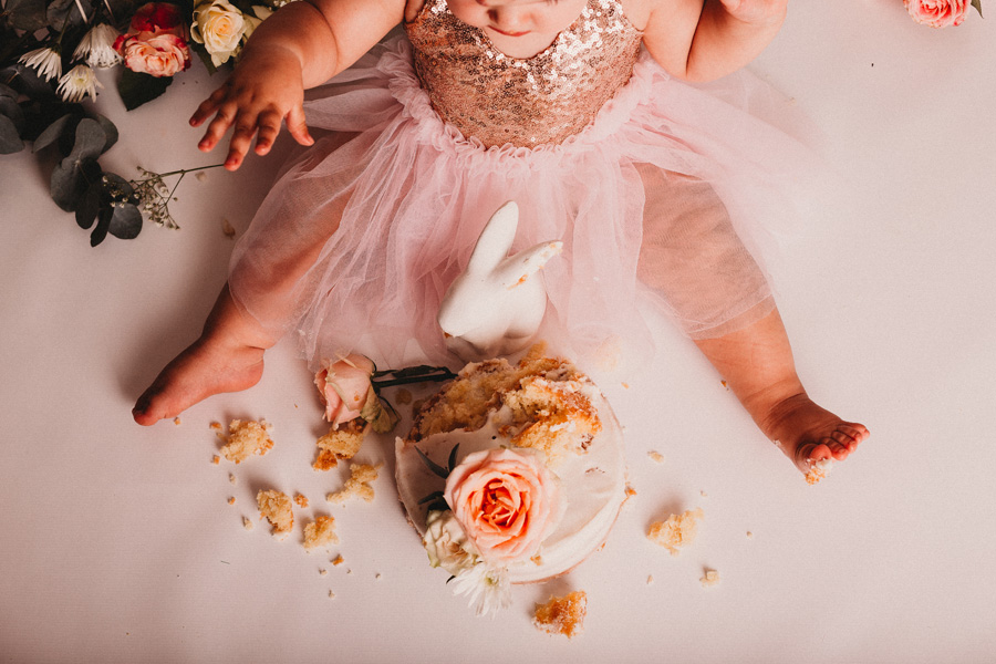 Floral Cake Smash and Bubble Bath | Cape Town Photographer | Photography To Remember
