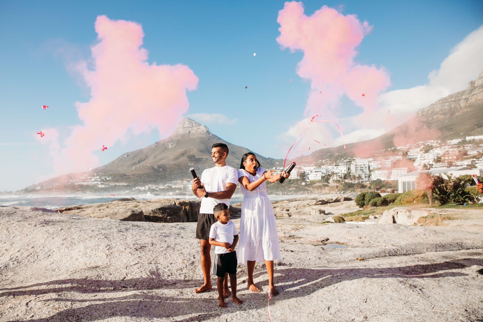 Gender Reveal photo shoot cape town photographer amy green beach gender reveal