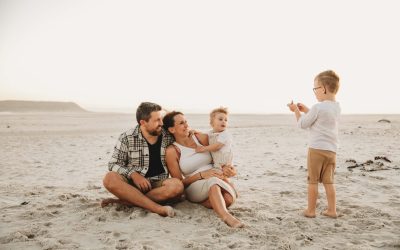 GOLDEN HOUR MEMORIES ON NOORDHOEK BEACH | FAMILY PHOTO SHOOT CAPE TOWN